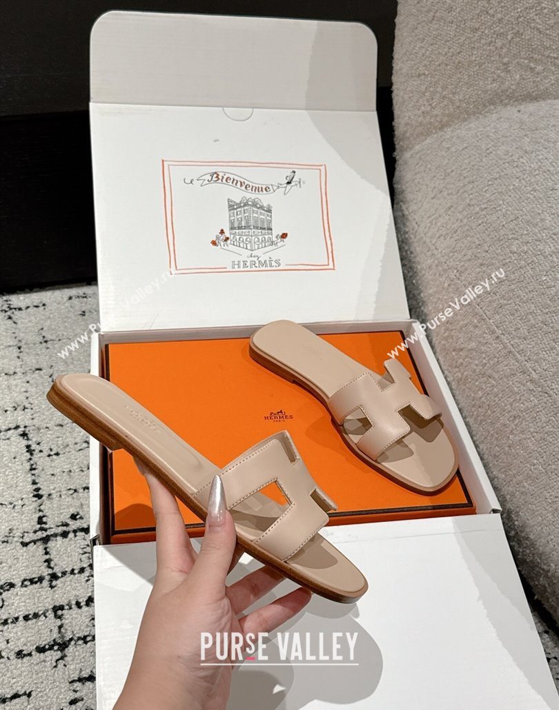 Hermes Classic Oran Flat Slides Sandal in Shiny Calfskin Nude Pink 2025 0606 (MD-250606135)