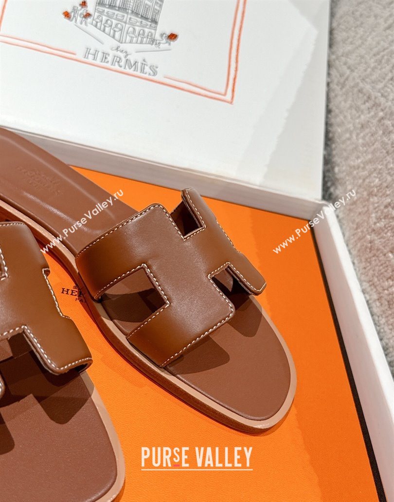 Hermes Classic Oran Flat Slides Sandal in Shiny Calfskin Brown 17 2025 0606 (MD-250606140)