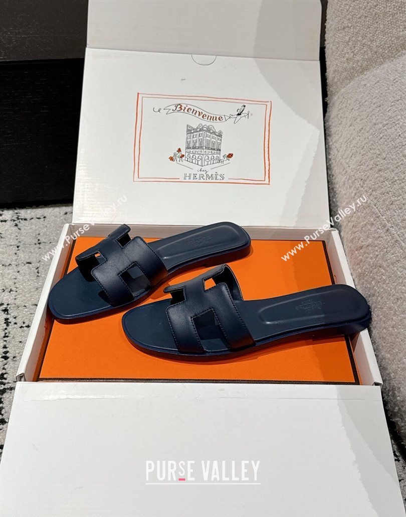 Hermes Classic Oran Flat Slides Sandal in Shiny Calfskin Dark Blue 2025 0606 (MD-250606142)