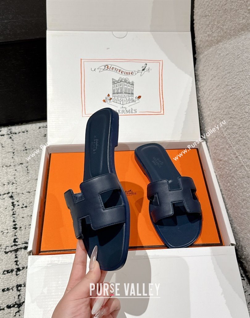 Hermes Classic Oran Flat Slides Sandal in Shiny Calfskin Dark Blue 2025 0606 (MD-250606142)