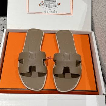 Hermes Classic Oran Flat Slides Sandal in Palm-Grained Leather Grey 03 2025 0606 (MD-250606146)