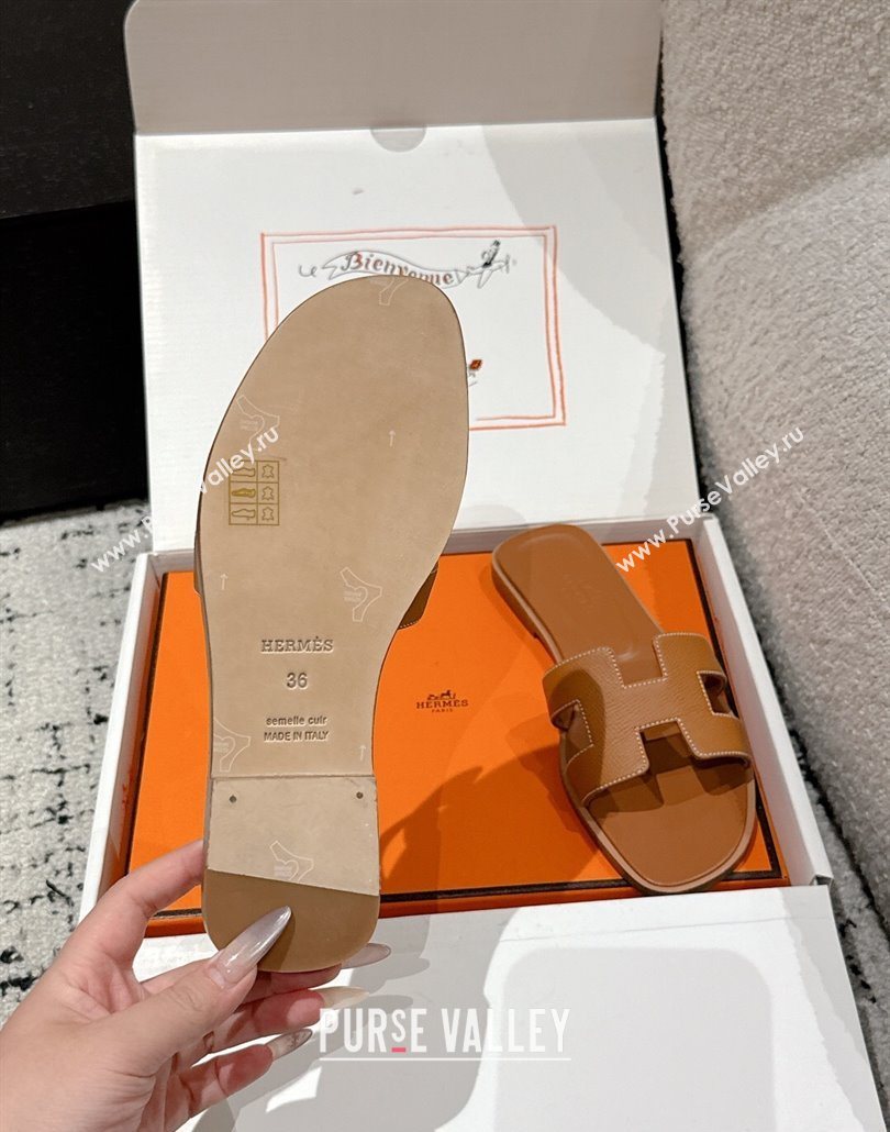 Hermes Classic Oran Flat Slides Sandal in Palm-Grained Leather Brown 12 2025 0606 (MD-250606155)