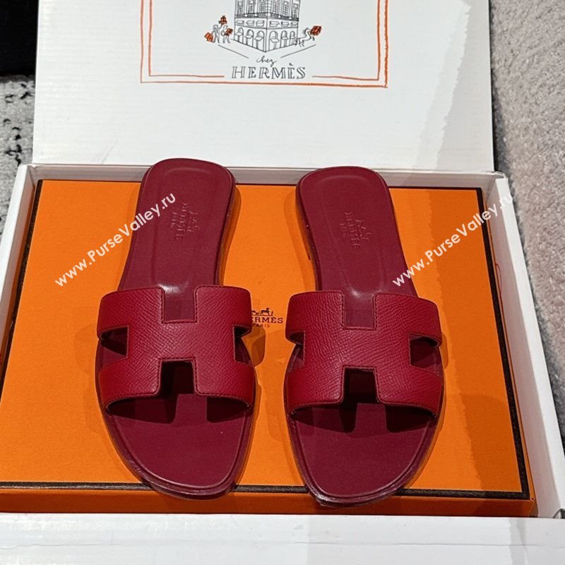 Hermes Classic Oran Flat Slides Sandal in Palm-Grained Leather Dark Burgundy 2025 0606 (MD-250606159)