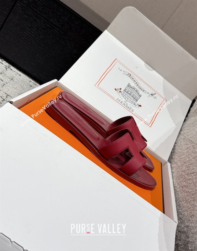 Hermes Classic Oran Flat Slides Sandal in Palm-Grained Leather Dark Burgundy 2025 0606 (MD-250606159)