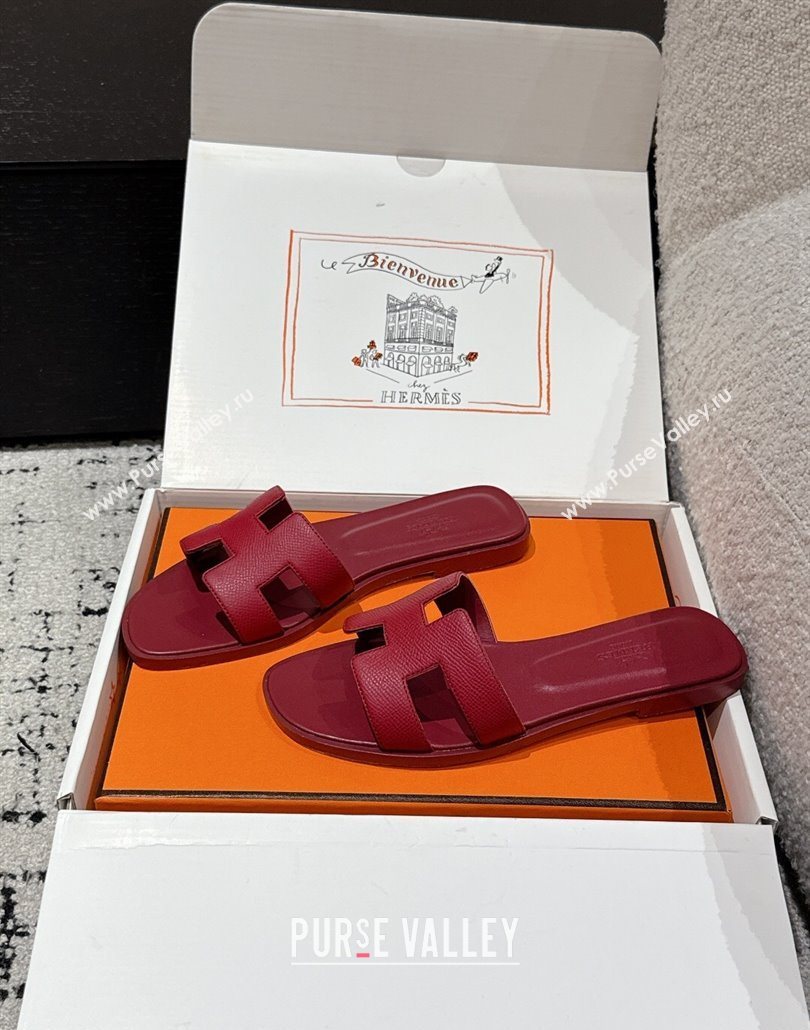 Hermes Classic Oran Flat Slides Sandal in Palm-Grained Leather Dark Burgundy 2025 0606 (MD-250606159)