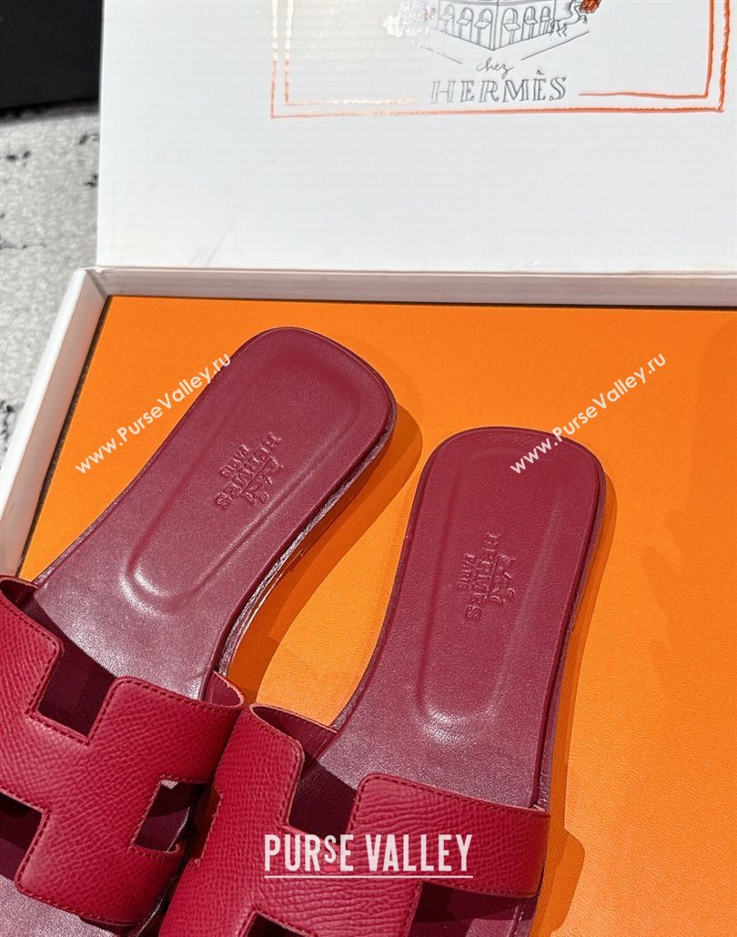 Hermes Classic Oran Flat Slides Sandal in Palm-Grained Leather Dark Burgundy 2025 0606 (MD-250606159)