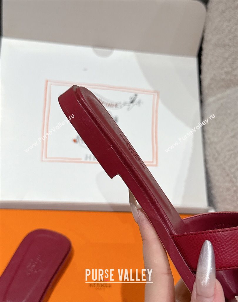 Hermes Classic Oran Flat Slides Sandal in Palm-Grained Leather Dark Burgundy 2025 0606 (MD-250606159)