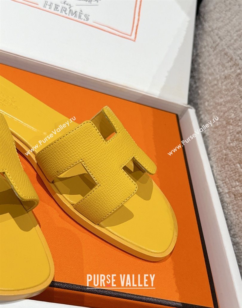 Hermes Classic Oran Flat Slides Sandal in Palm-Grained Leather Yellow 2025 0606 (MD-250606162)
