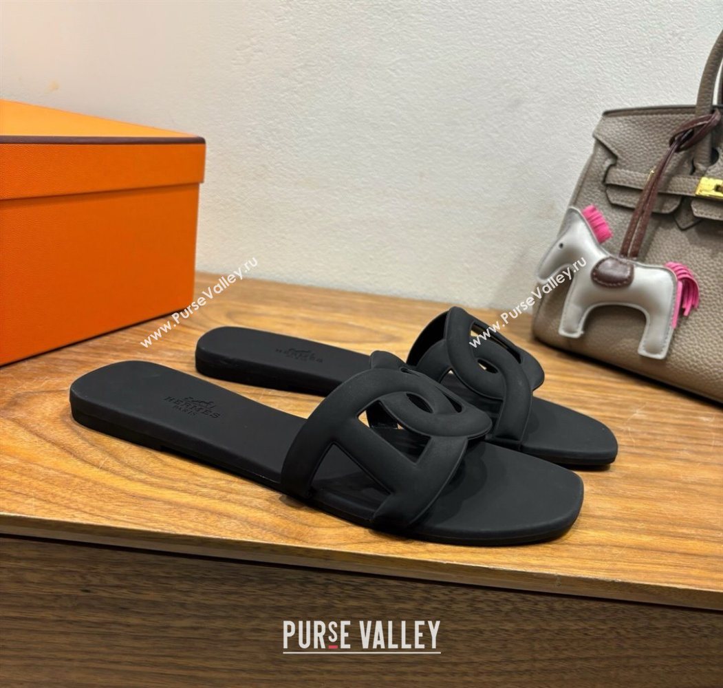 Hermes Chaine dAncre Rubber Flat Thong Slides Sandal Black 2025 H070803 (XC-250708029)