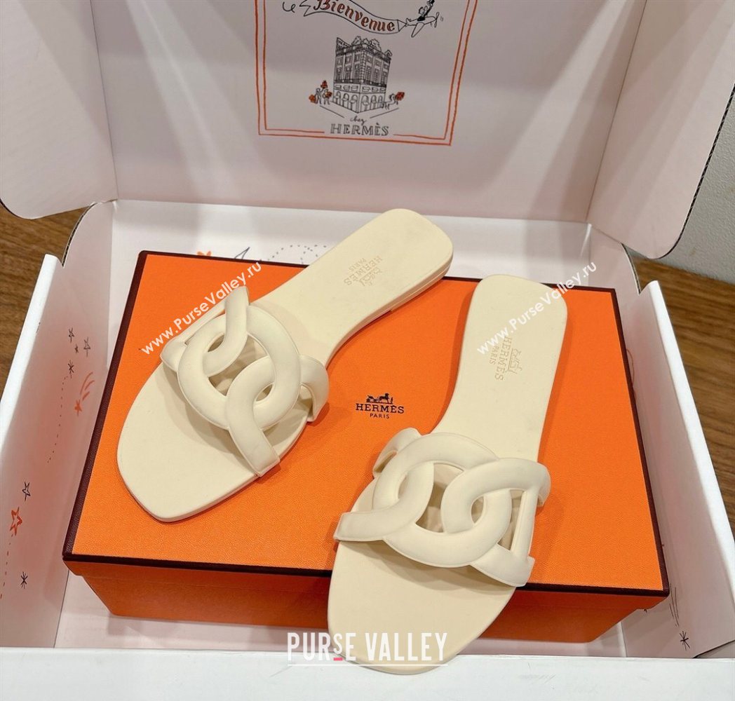 Hermes Chaine dAncre Rubber Flat Thong Slides Sandal Beige 2025 H070803 (XC-250708030)