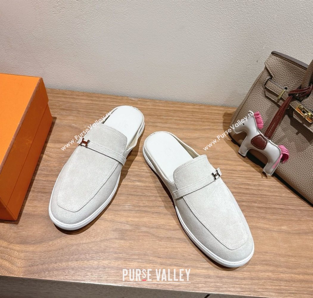 Hermes Likely Flat Mules in Suede with Mini H Buckle Grey 2025 H252805 (XC-250708036)