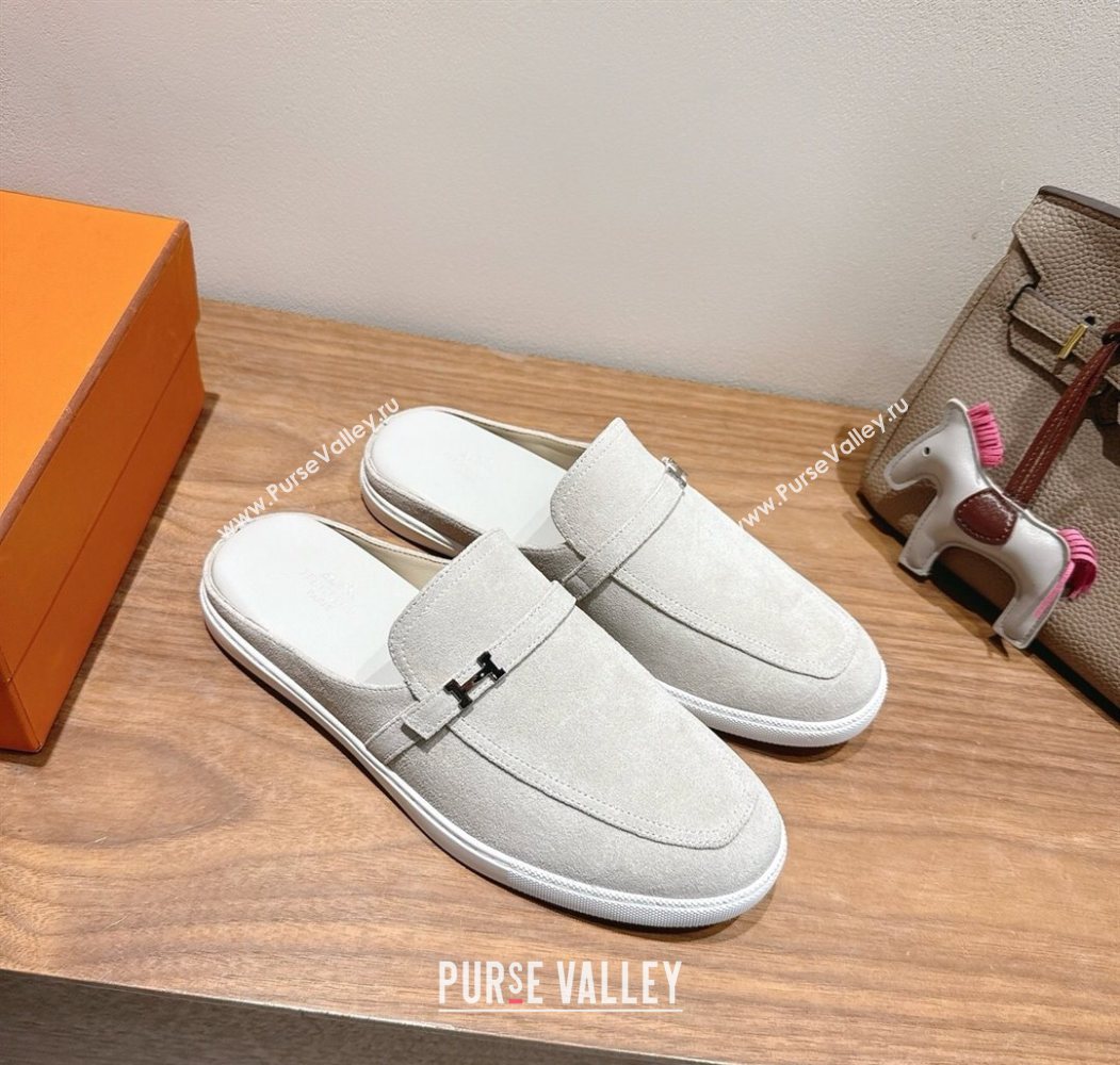 Hermes Likely Flat Mules in Suede with Mini H Buckle Grey 2025 H252805 (XC-250708036)