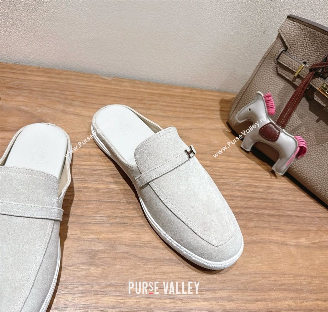 Hermes Likely Flat Mules in Suede with Mini H Buckle Grey 2025 H252805 (XC-250708036)