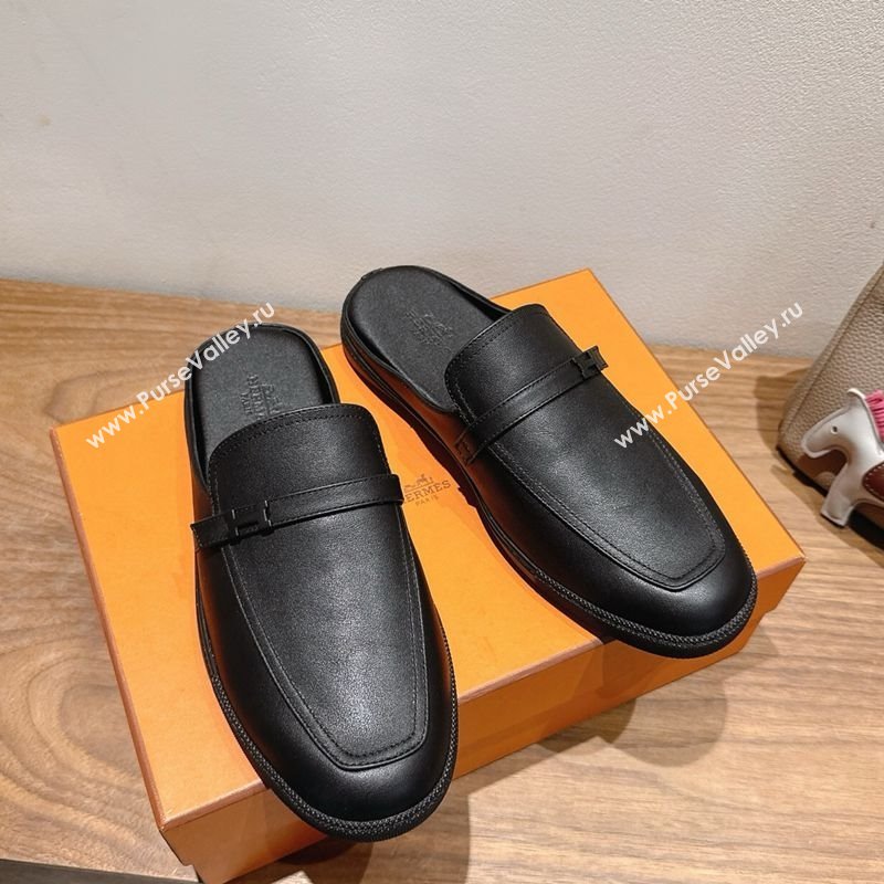 Hermes Likely Flat Mules in Grained Calfskin with Mini H Buckle All Black 2025 H252805 (XC-250708038)