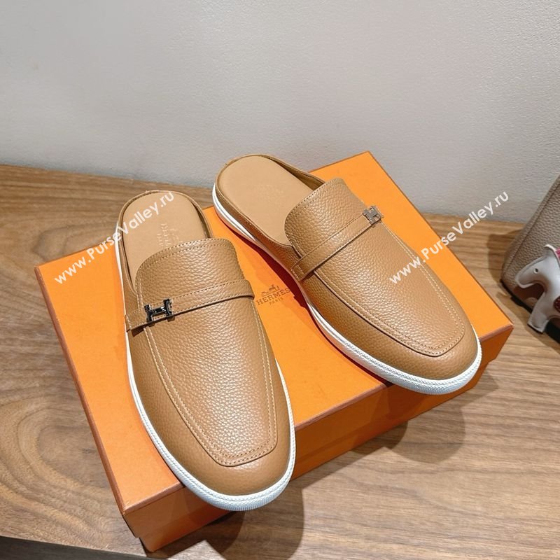 Hermes Likely Flat Mules in Grained Calfskin with Mini H Buckle Dark Beige 2025 H252805 (XC-250708039)