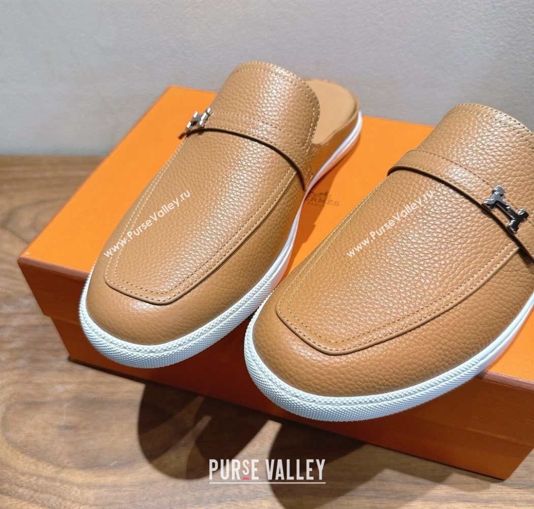 Hermes Likely Flat Mules in Grained Calfskin with Mini H Buckle Dark Beige 2025 H252805 (XC-250708039)