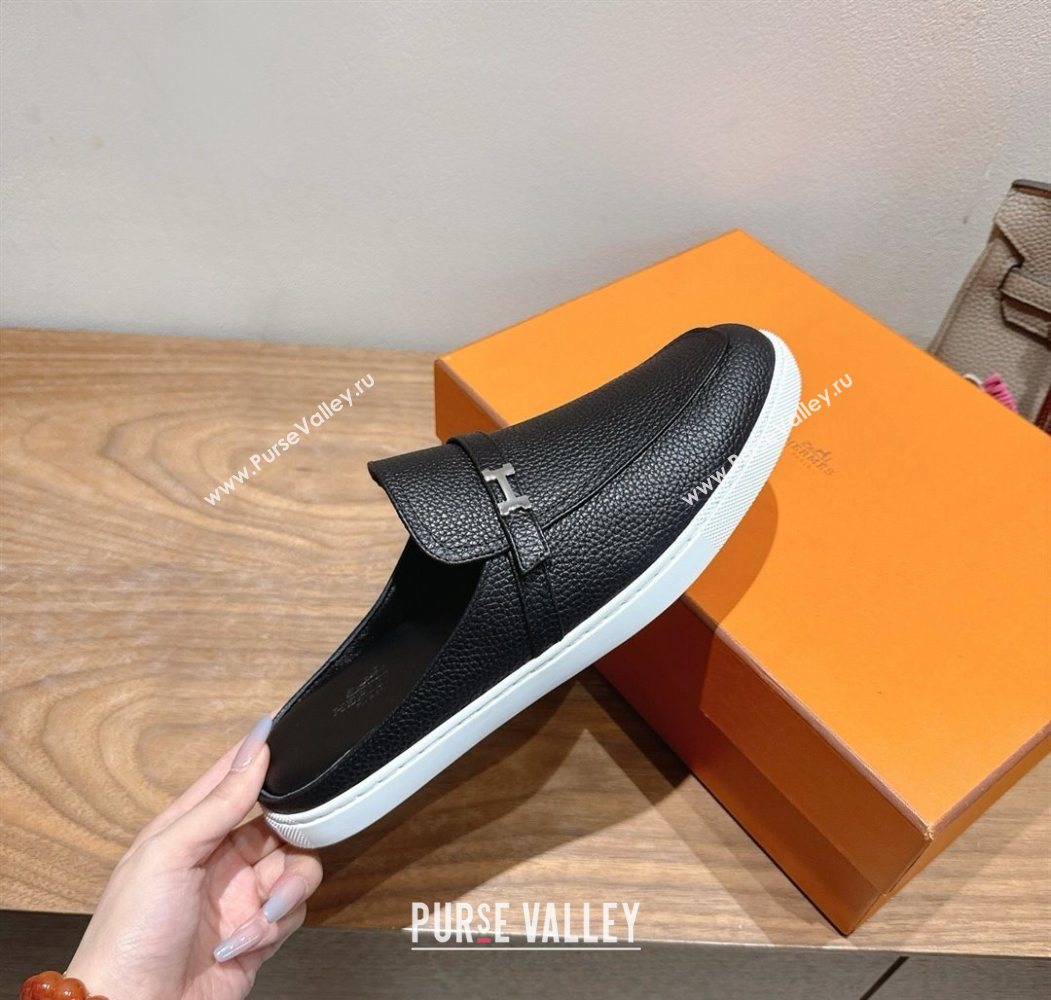 Hermes Likely Flat Mules in Grained Calfskin with Mini H Buckle Black Upper 2025 H252805 (XC-250708040)