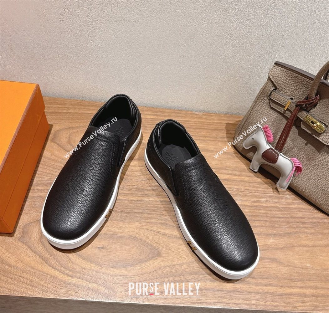 Hermes Lucky slip-on sneakers in Grained Calfskin with with signature "H" Black 2025 H252894 (XC-250708045)