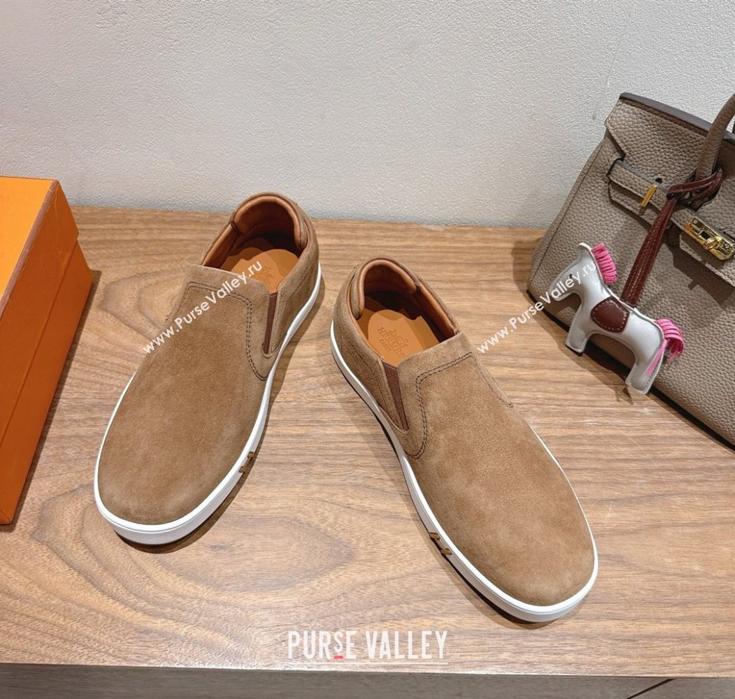 Hermes Lucky slip-on sneakers in Suede with with signature "H" Light Brown 2025 H252894 (XC-250708051)