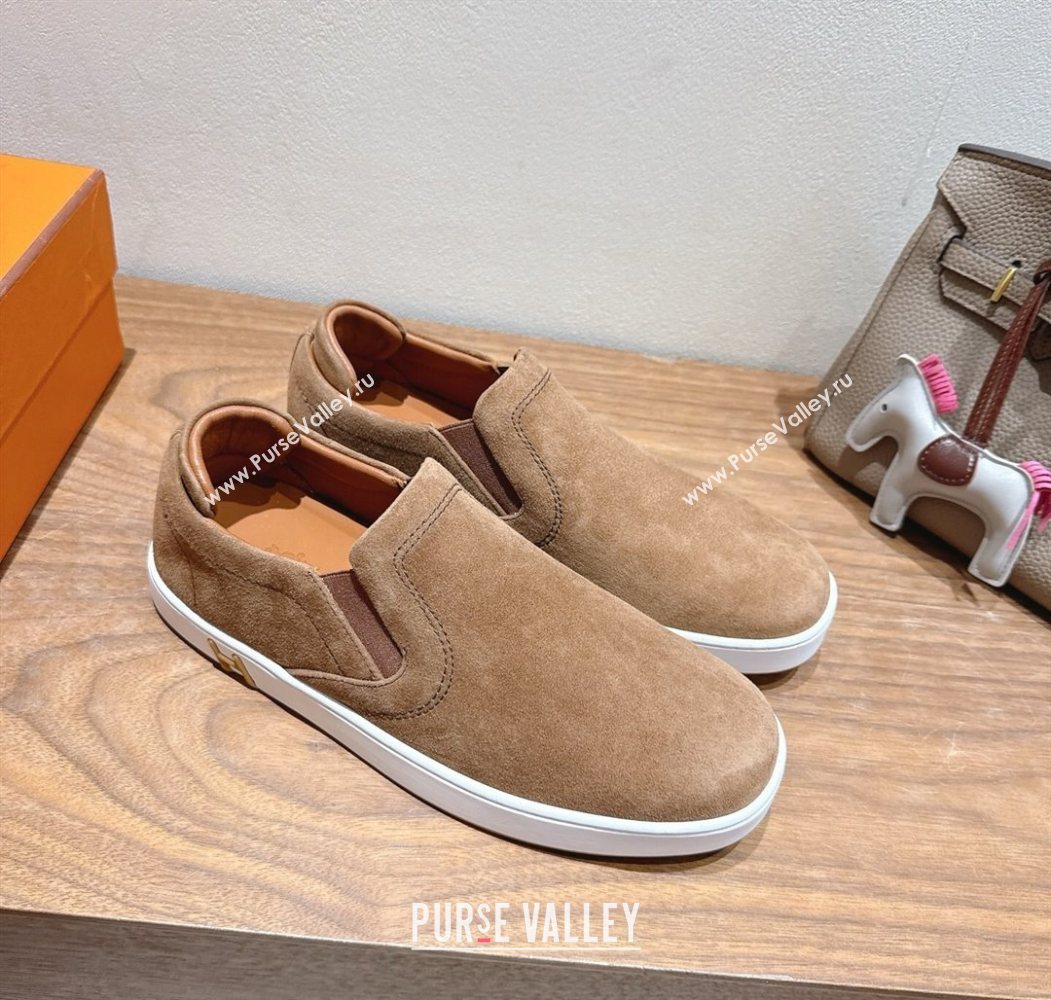 Hermes Lucky slip-on sneakers in Suede with with signature "H" Light Brown 2025 H252894 (XC-250708051)
