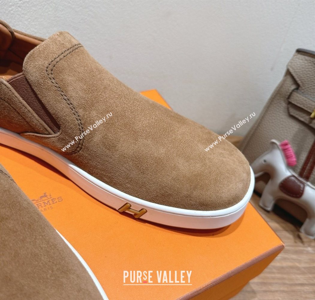Hermes Lucky slip-on sneakers in Suede with with signature "H" Light Brown 2025 H252894 (XC-250708051)