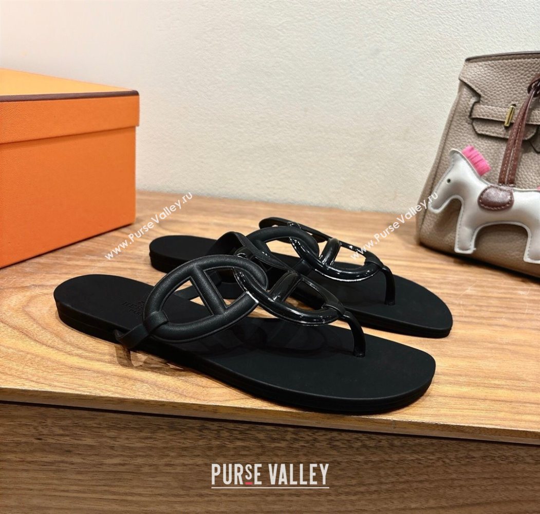 Hermes Chaine dAncre Rubber Flat Thong Slides Sandal Black 2025 H070802 (XC-250708026)