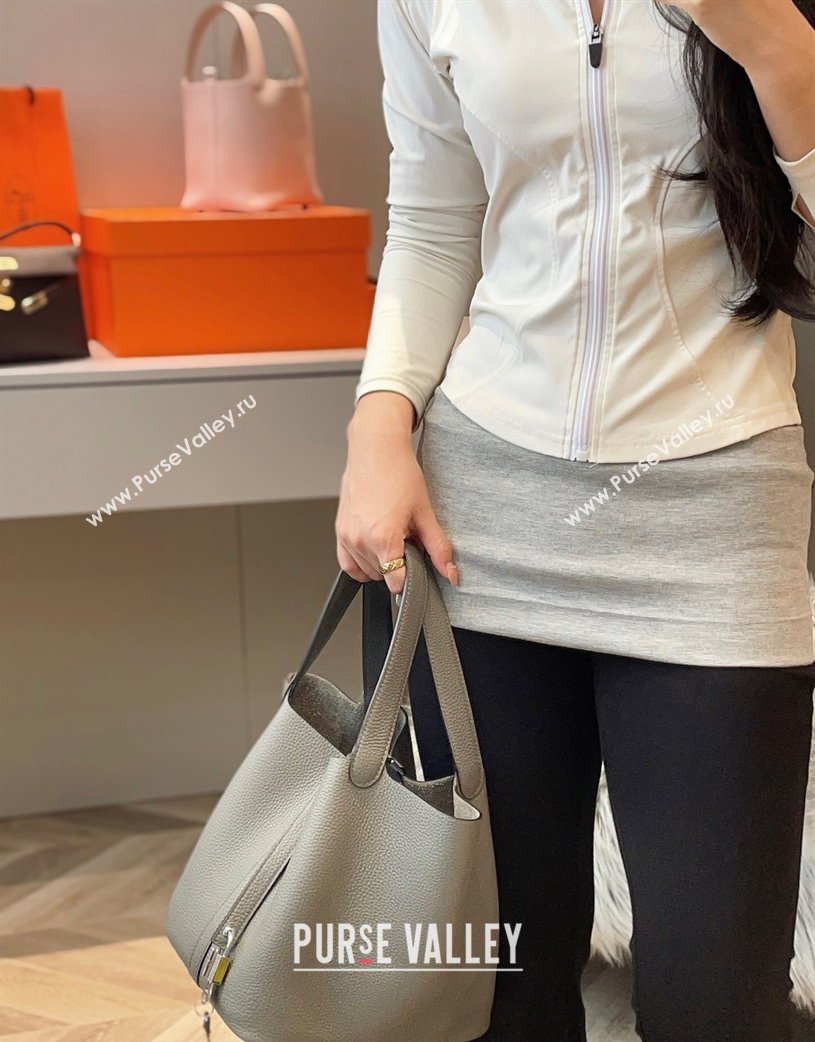 Hermes Picotin Lock Bag 22cm in Togo Calfskin Leather Cloud Grey 2025 (FL-250808149)