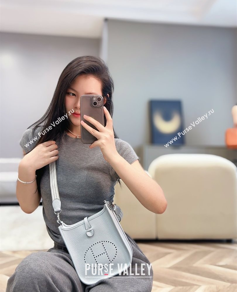 Hermes Evelyne Mini Bag 18cm in Togo Calfskin Leather Fog Blue 2025 (FL-250808145)