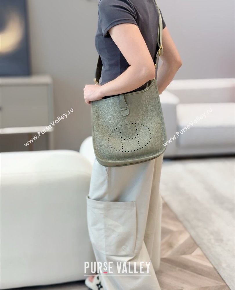 Hermes Evelyne Bag 29cm in Togo Calfskin Leather Sage Green 2025 (FL-250808118)