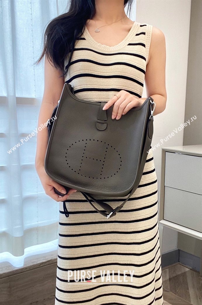 Hermes Evelyne Bag 29cm in Togo Calfskin Leather Tin Grey 2025 (FL-250808112)