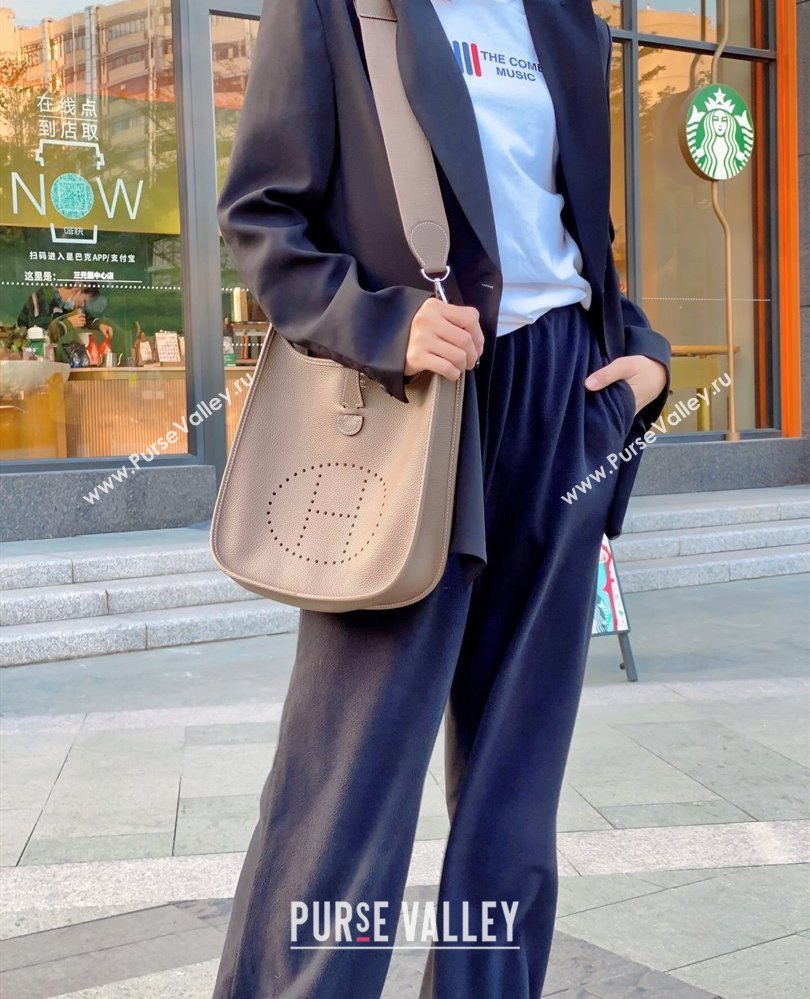 Hermes Evelyne Bag 29cm in Togo Calfskin Leather Elephant Grey 2025 (FL-250808121)