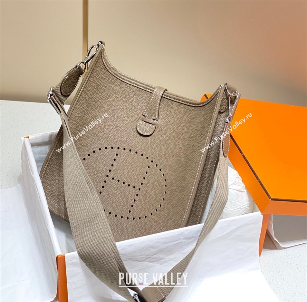 Hermes Evelyne Bag 29cm in Togo Calfskin Leather Elephant Grey 2025 (FL-250808121)