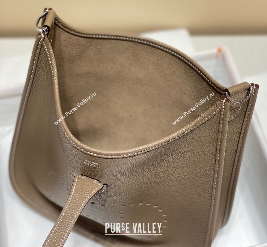 Hermes Evelyne Bag 29cm in Togo Calfskin Leather Elephant Grey 2025 (FL-250808121)