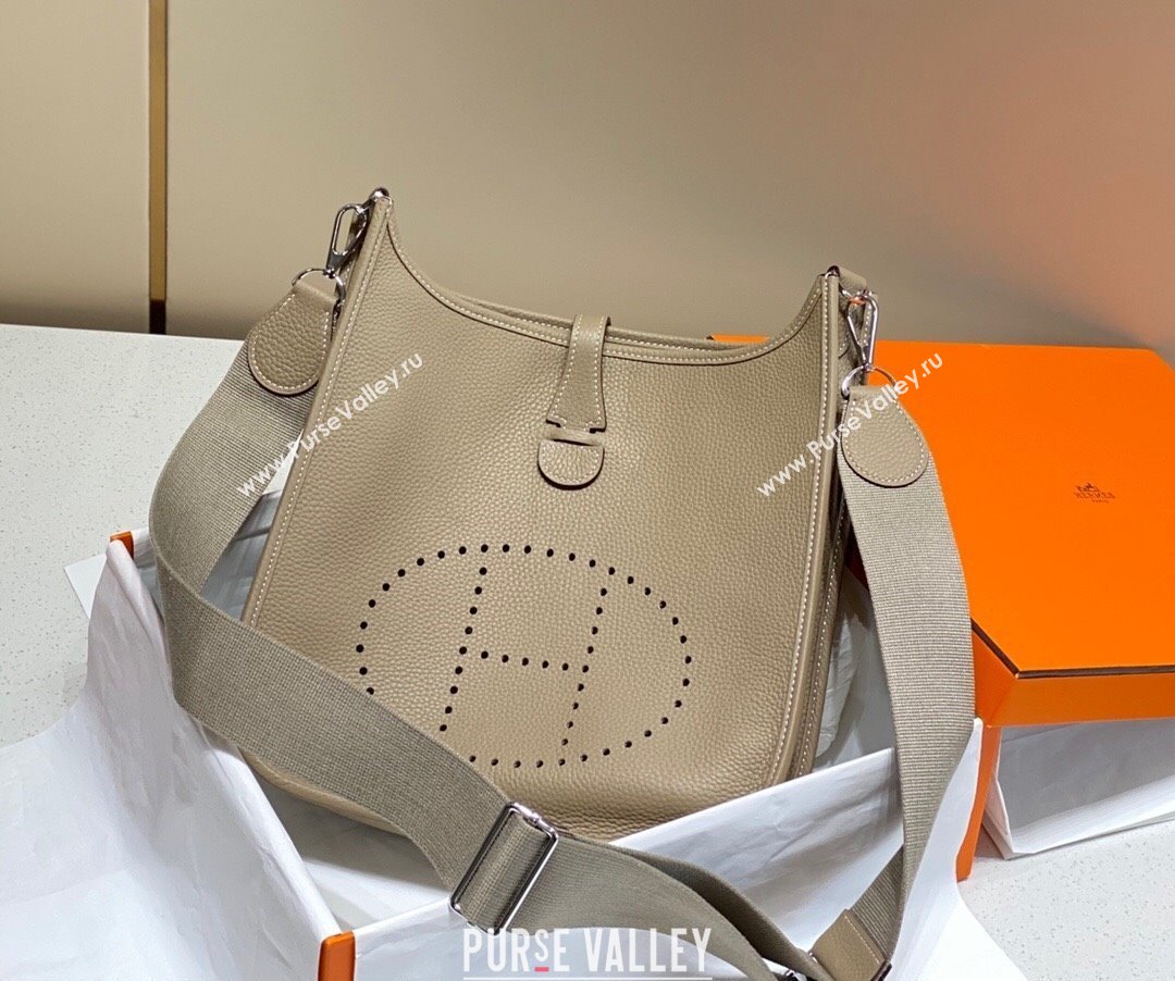 Hermes Evelyne Bag 29cm in Togo Calfskin Leather Dove Grey 2025 (FL-250808123)