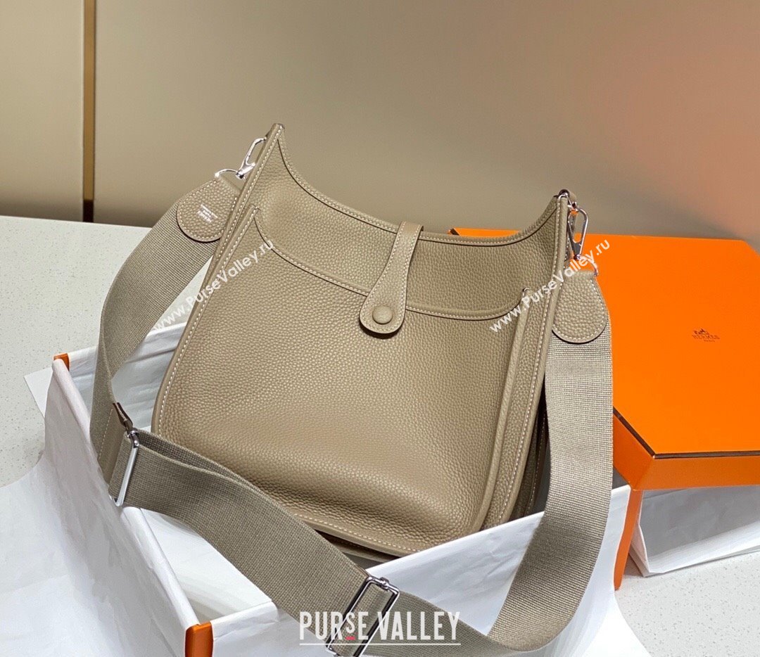 Hermes Evelyne Bag 29cm in Togo Calfskin Leather Dove Grey 2025 (FL-250808123)