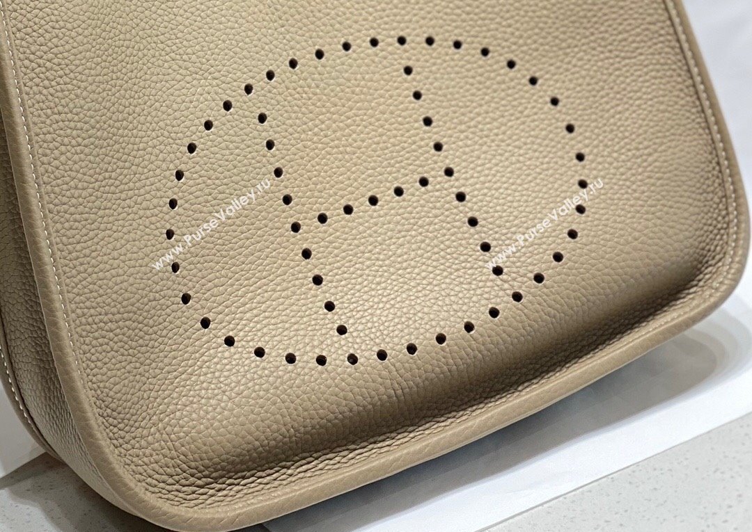 Hermes Evelyne Bag 29cm in Togo Calfskin Leather Dove Grey 2025 (FL-250808123)