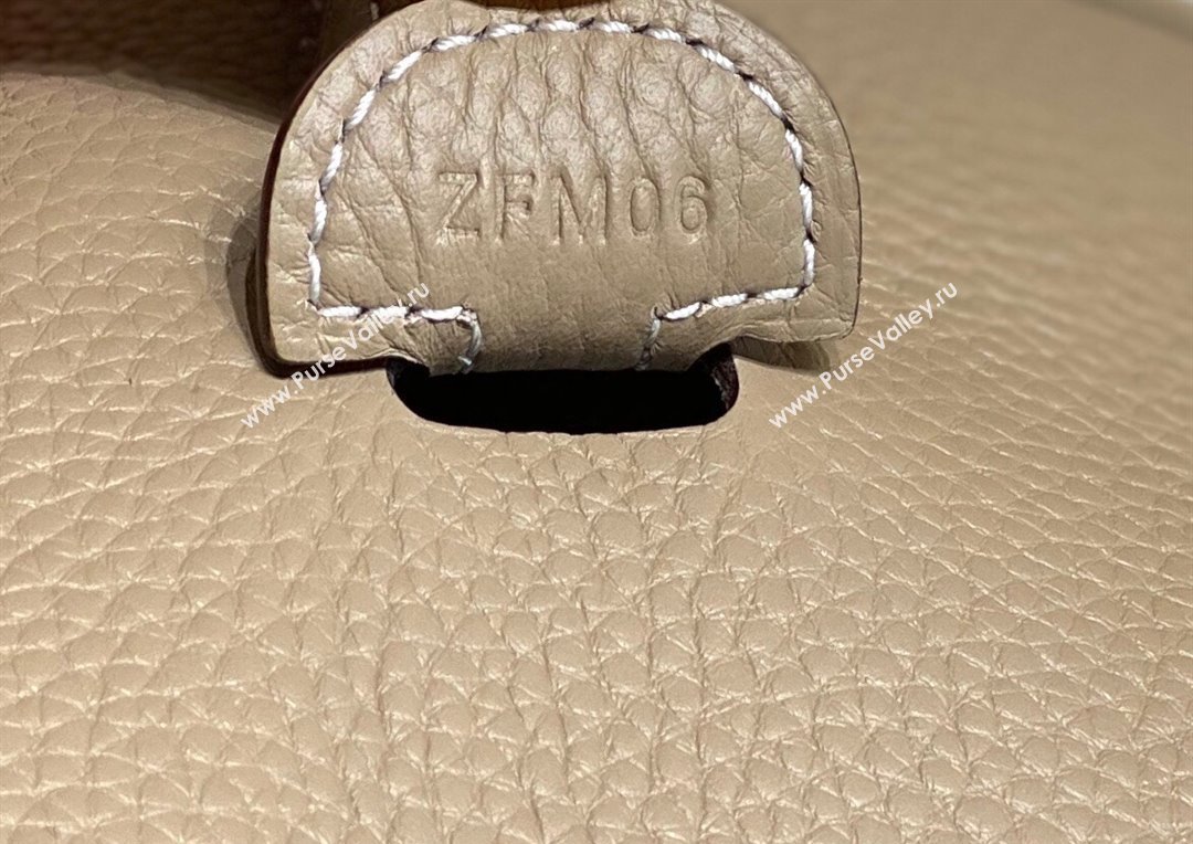 Hermes Evelyne Bag 29cm in Togo Calfskin Leather Dove Grey 2025 (FL-250808123)