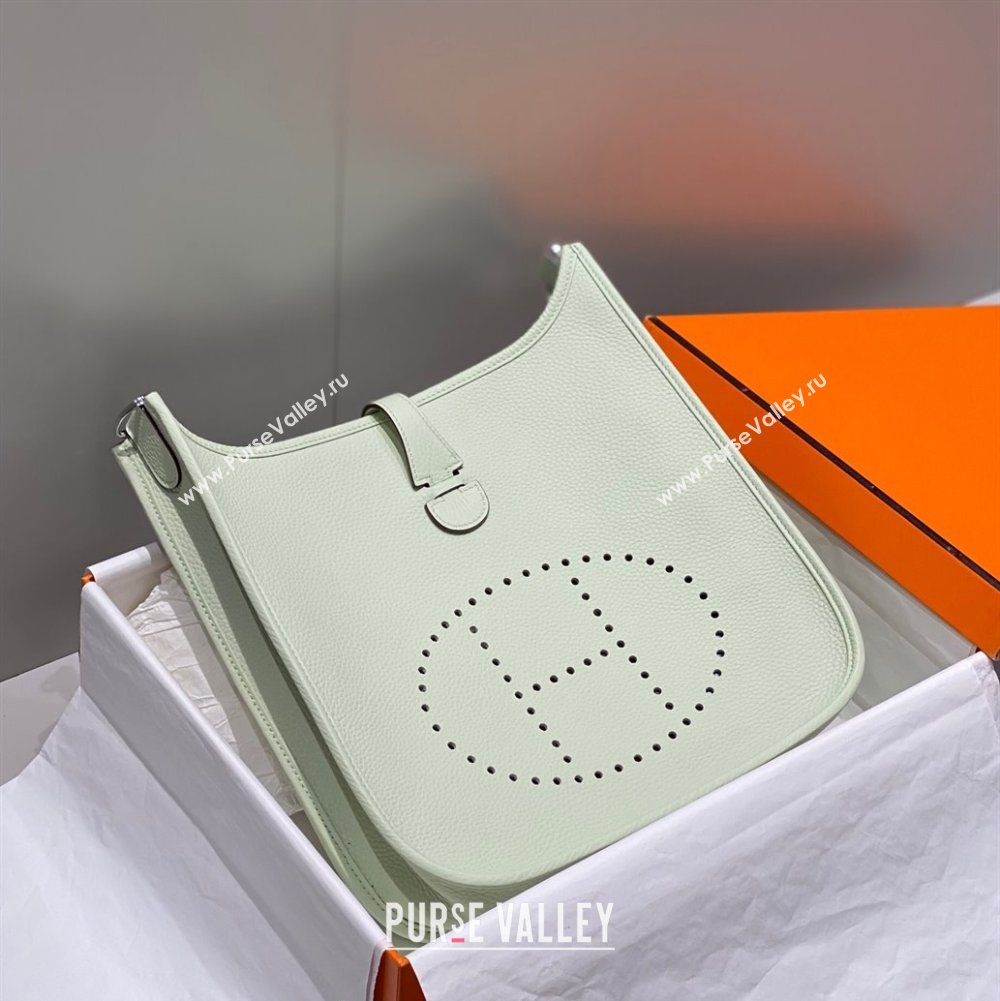Hermes Evelyne Bag 29cm in Togo Calfskin Leather Bubble Green 2025 (FL-250808126)
