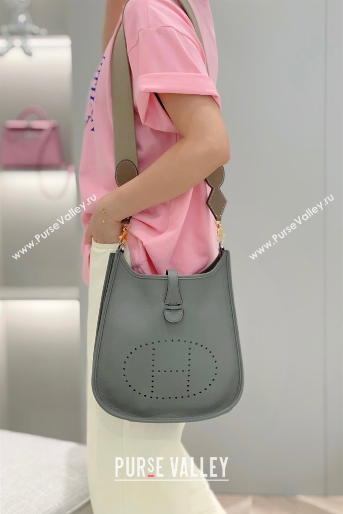 Hermes Evelyne Bag 29cm in Togo Calfskin Leather Cloud Grey 2025 (FL-250808128)