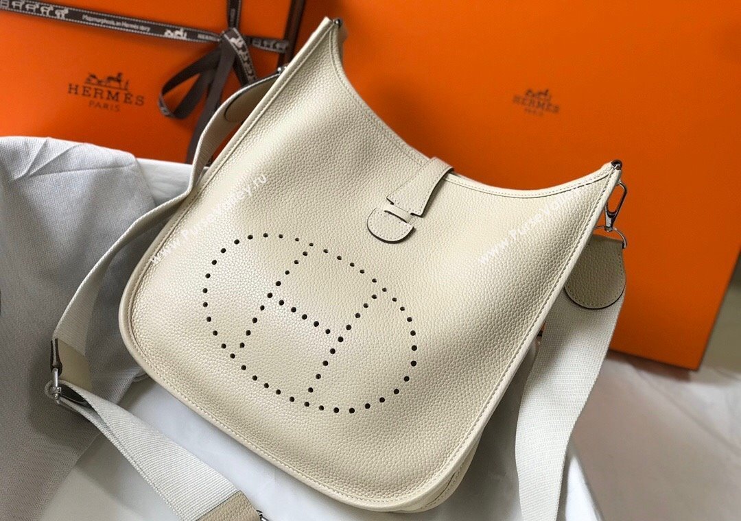 Hermes Evelyne Bag 29cm in Togo Calfskin Leather Wool White 2025 (FL-250808131)