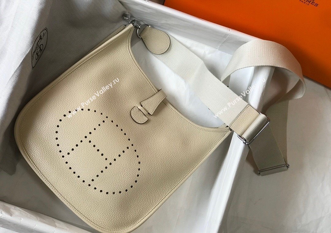 Hermes Evelyne Bag 29cm in Togo Calfskin Leather Wool White 2025 (FL-250808131)