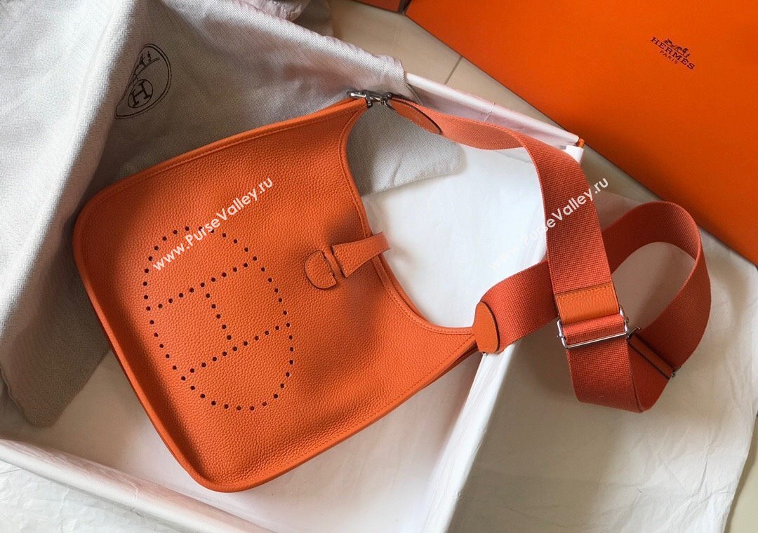 Hermes Evelyne Bag 29cm in Togo Calfskin Leather Orange 2025 (FL-250808132)