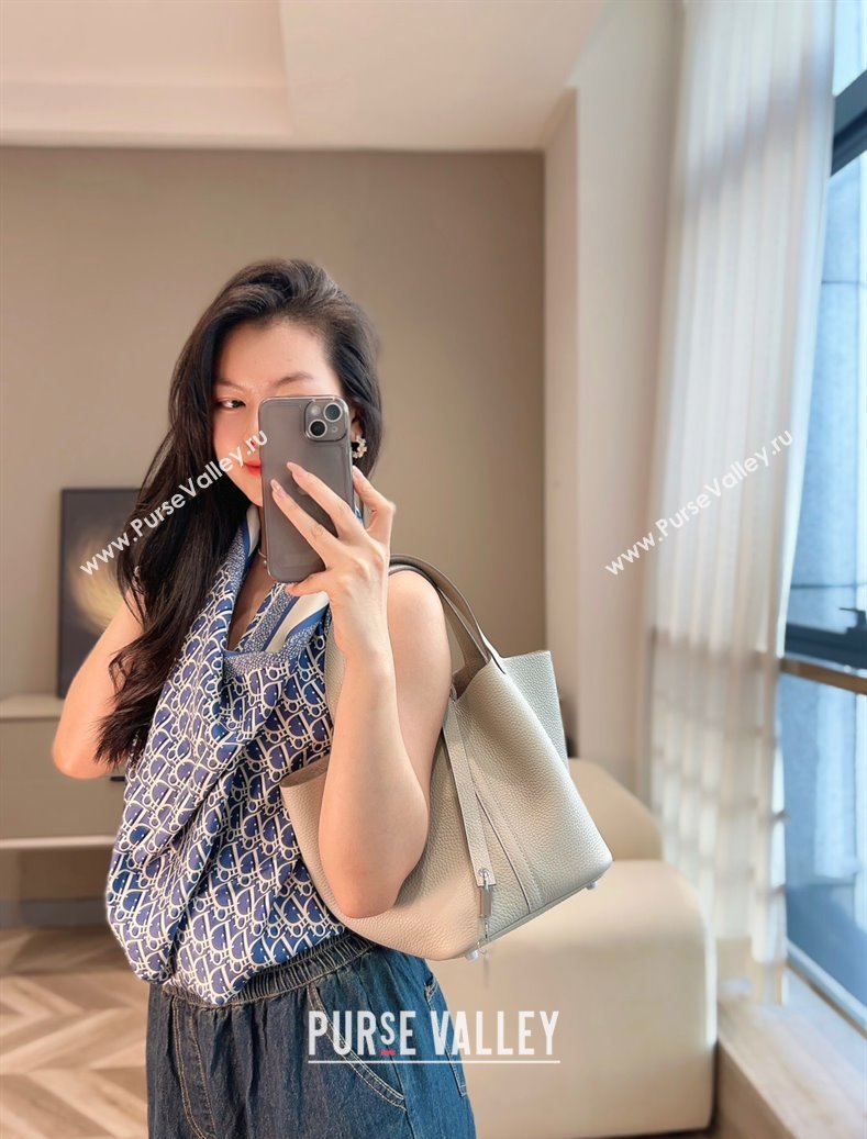 Hermes Picotin Lock Bag 22cm in Togo Calfskin Leather Pearly Grey 2025 (FL-250808156)