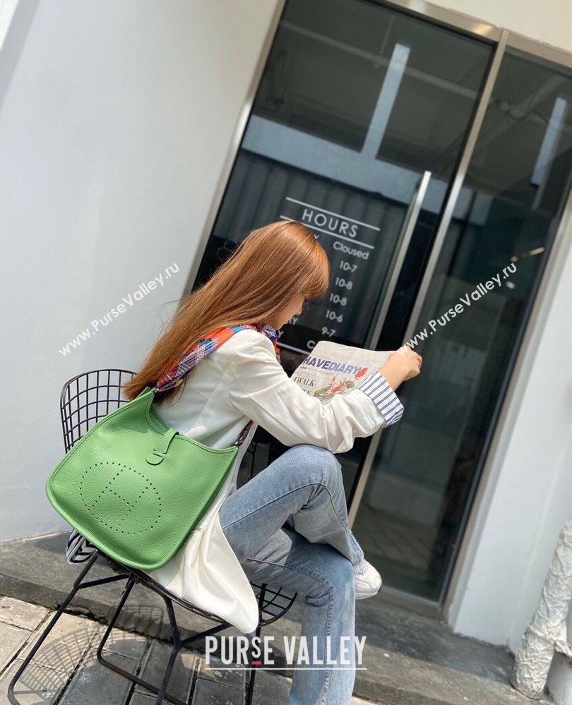 Hermes Evelyne Bag 29cm in Togo Calfskin Leather Avocado Green 2025 (FL-250808136)