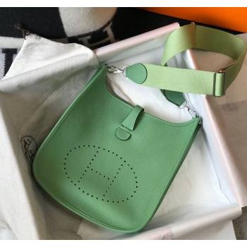 Hermes Evelyne Bag 29cm in Togo Calfskin Leather Avocado Green 2025 (FL-250808136)