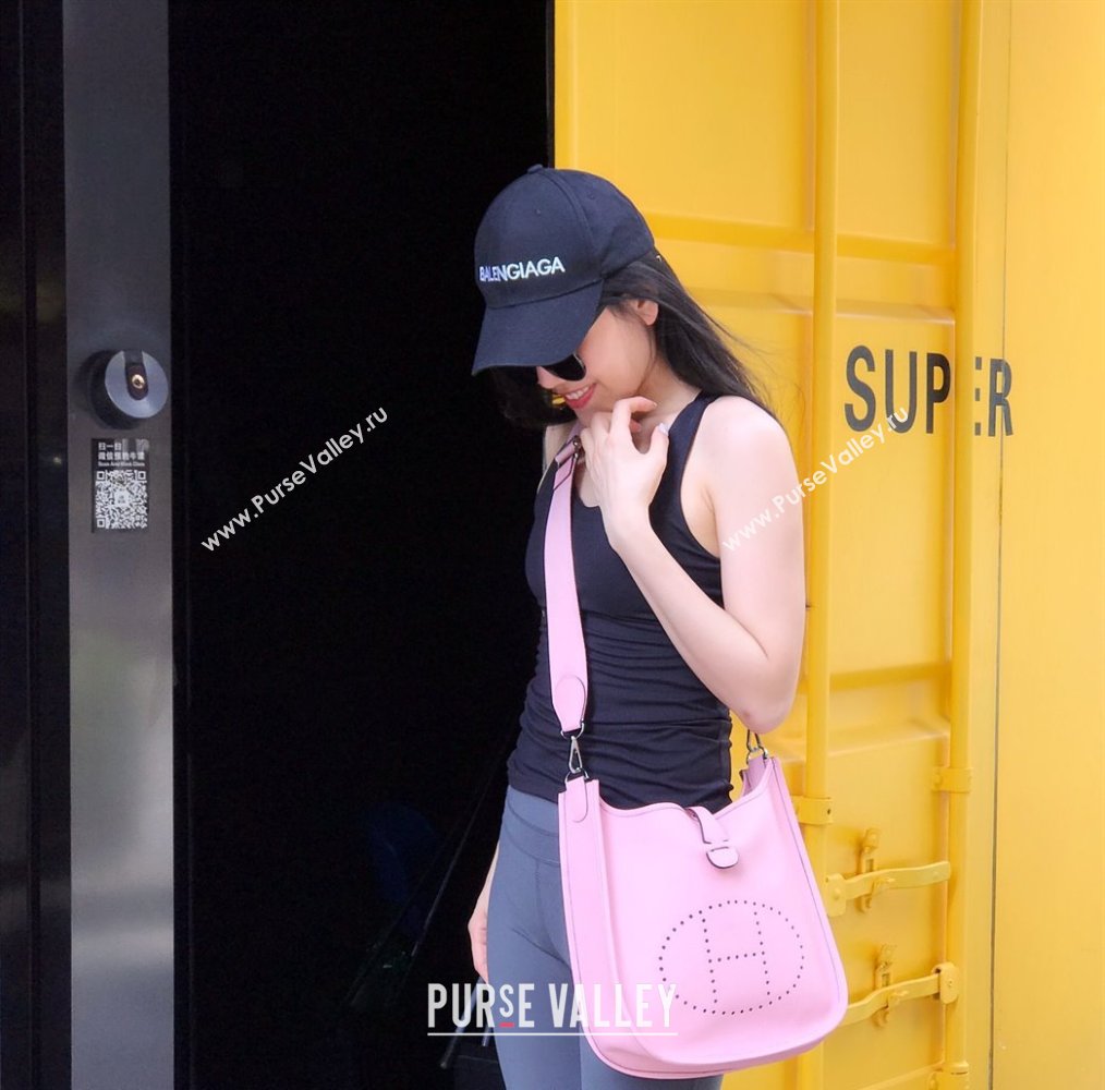 Hermes Evelyne Bag 29cm in Togo Calfskin Leather Cream Shake Pink 2025 (FL-250808137)