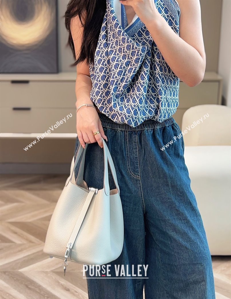 Hermes Picotin Lock Bag 22cm in Togo Calfskin Leather Pearly Grey 2025 (FL-250808156)