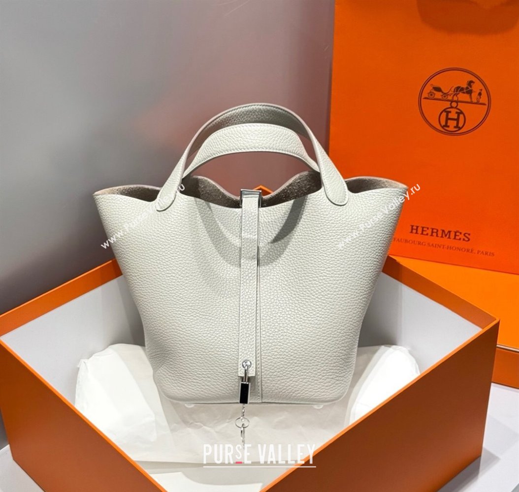 Hermes Picotin Lock Bag 22cm in Togo Calfskin Leather Pearly Grey 2025 (FL-250808156)