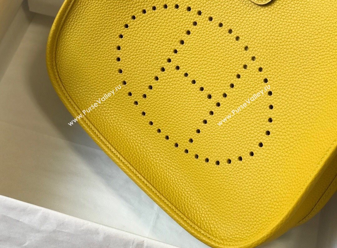 Hermes Evelyne Bag 29cm in Togo Calfskin Leather Amber Yellow 2025 (FL-250808138)