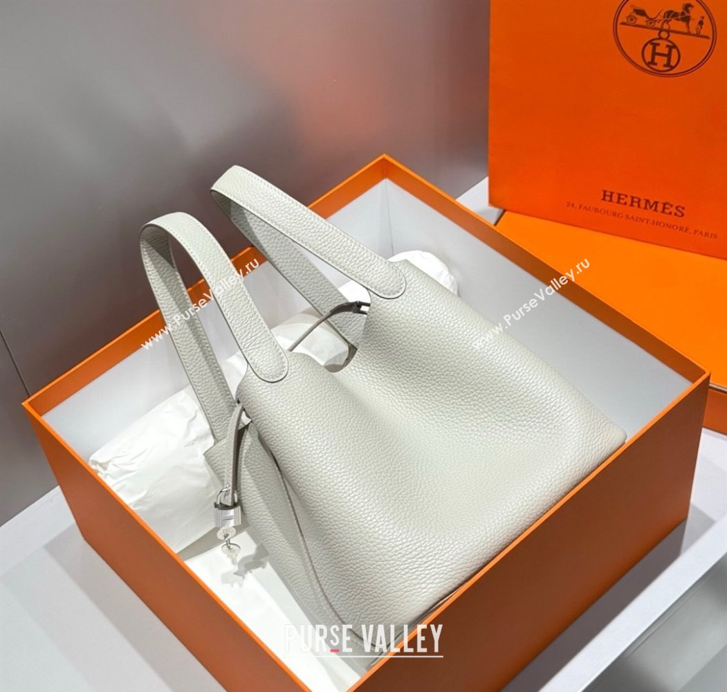 Hermes Picotin Lock Bag 22cm in Togo Calfskin Leather Pearly Grey 2025 (FL-250808156)